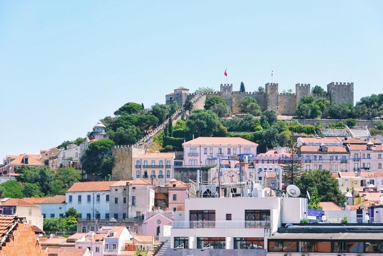 Apartment 17 View In Downtown Old Lisbon
