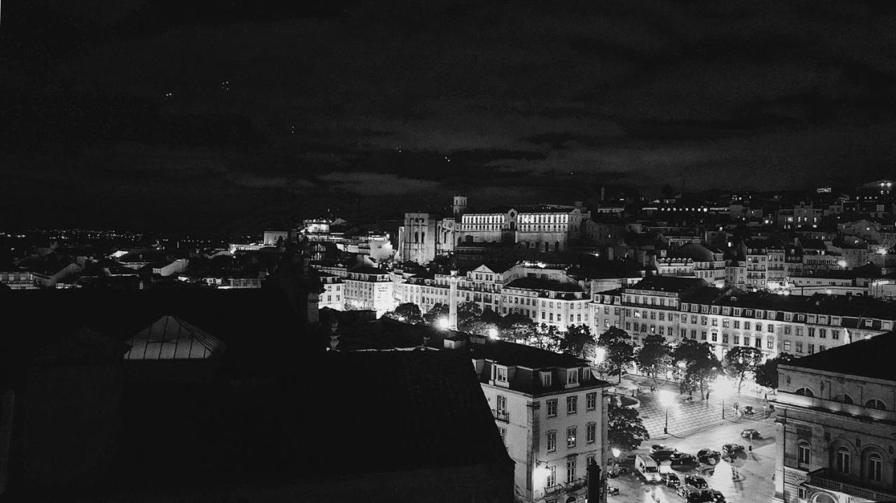 17 View In Downtown Old Apartment Lisbon